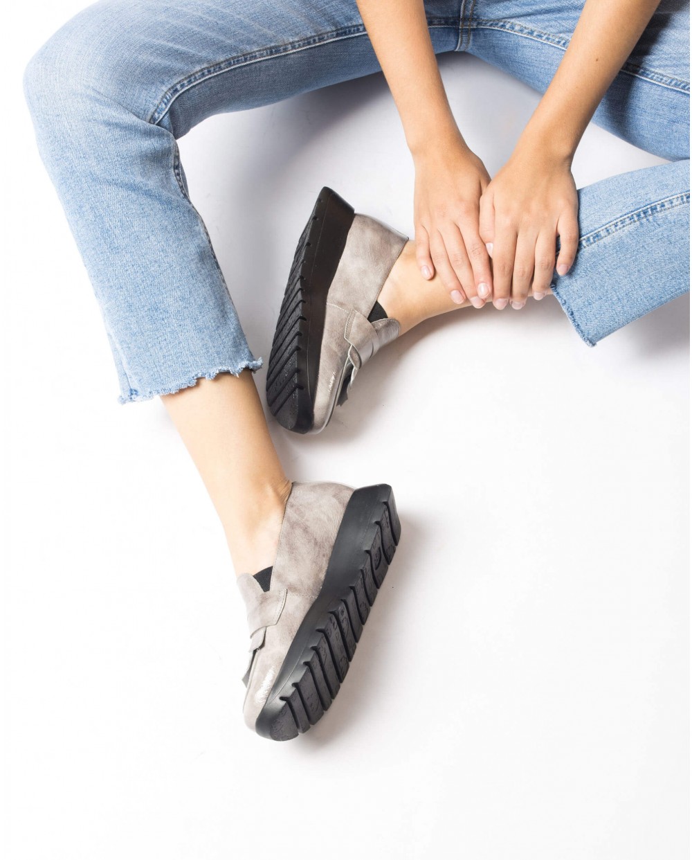 WONDERS学院风超轻乐福鞋女单鞋