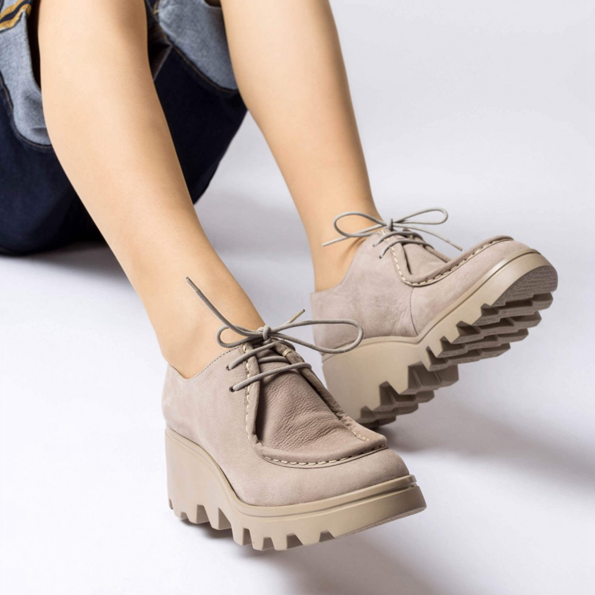 WONDERS西班牙原产进口超轻坡跟绑带圆头纯色深口女单鞋