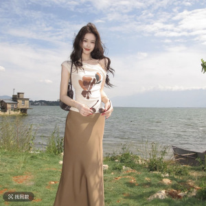 木子李的李晴海微风温柔风斜肩一字领上衣显瘦鱼尾半身裙套装夏