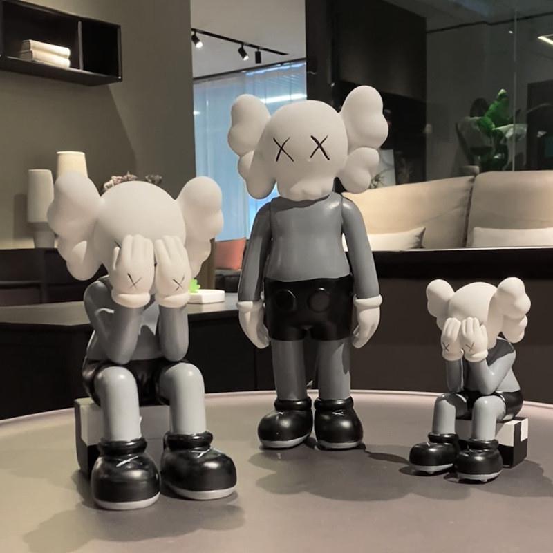 网红创意公仔轻奢熊摆件客厅简约潮玩手办玄关桌面家居装饰