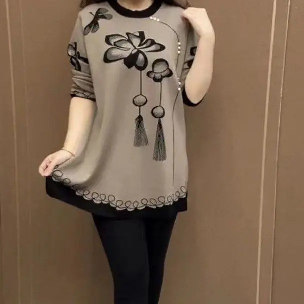 爆款春秋季新款中老年女装妈妈装针织打底衫洋气花开富贵宽松毛衣
