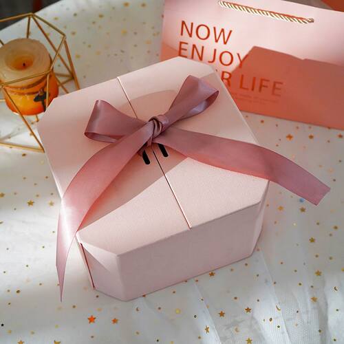 Giftboxgsuperlahday