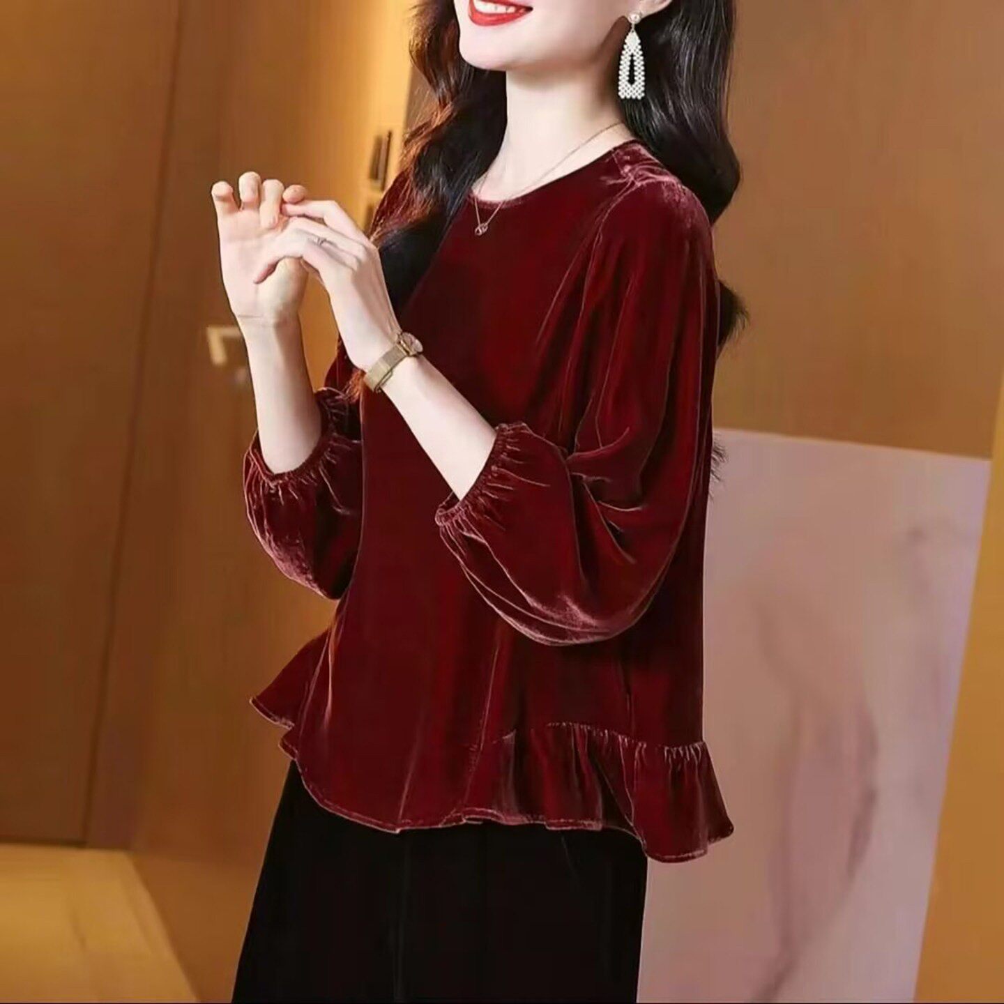 小鑫甄选好物女装高端丝绒荷叶边打底衫2026秋季女士洋气显瘦上a1