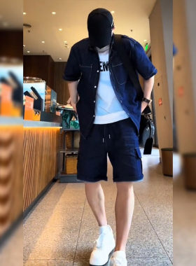 痞帅宽松明显工艺翻领短袖素搭