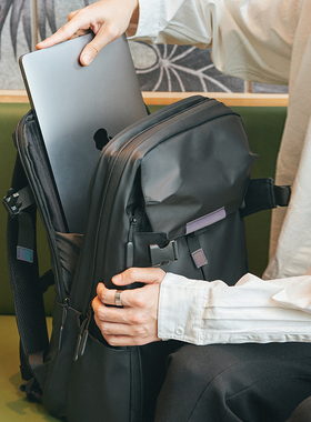 笔记型电脑揹包16寸大容量男士商务通勤双肩包大学生书包2024新款