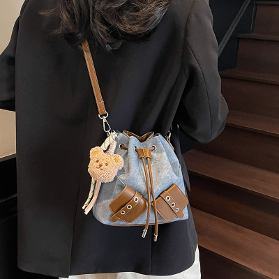 2025新款水桶包女通勤斜挎小包包