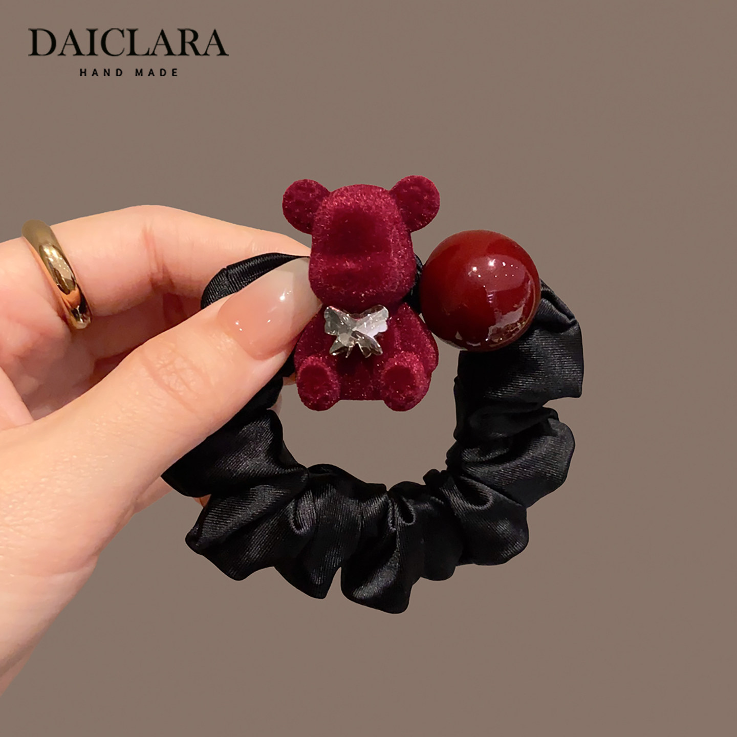 韩系红色镶钻植绒熊兔缎面发绳简约甜美时尚头绳小众百搭个性发饰,饰品/流行首饰/时尚饰品新,发饰,淘宝优惠券,粉丝福利购,淘宝优惠卷