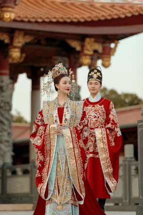 出租宋制汉服婚服结婚拖尾礼服男女凤冠霞帔定制红色中式租赁嫁衣