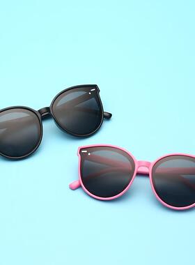 2025硅胶儿童太阳镜 新款卡通框架黑色大脸时尚小孩防紫墨镜