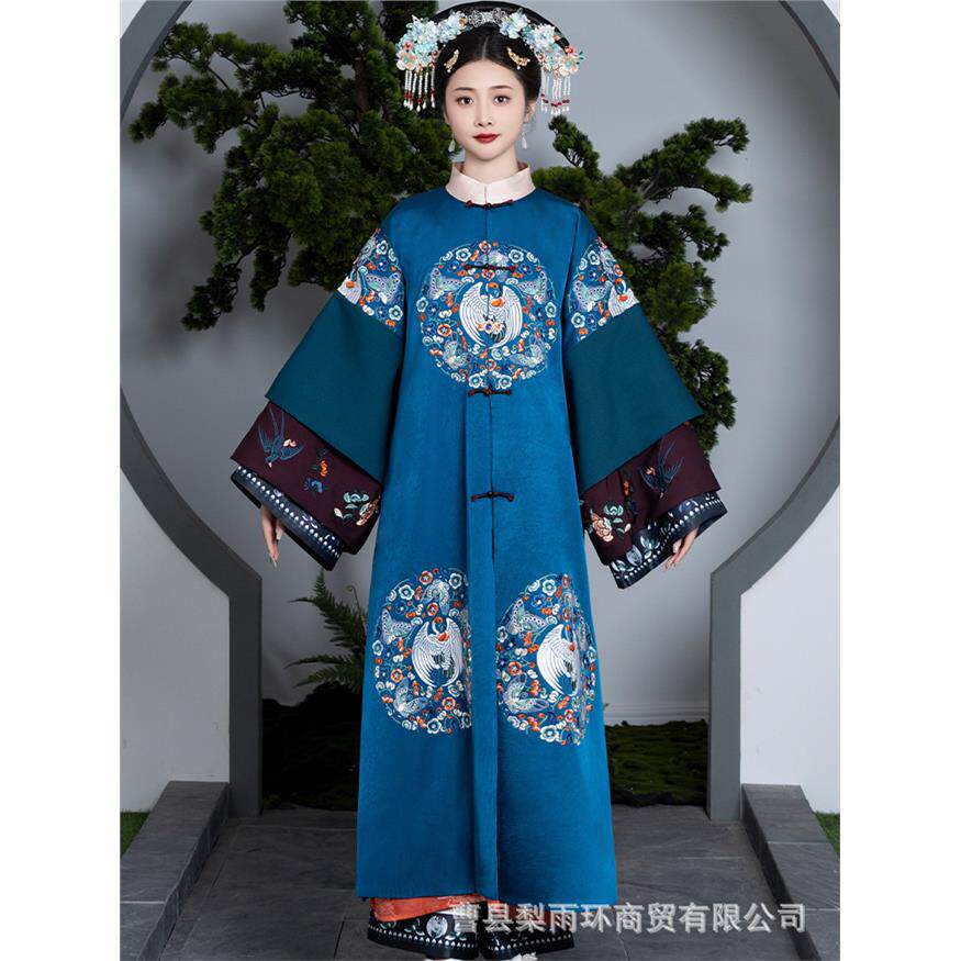 新款清汉女装重工刺绣对