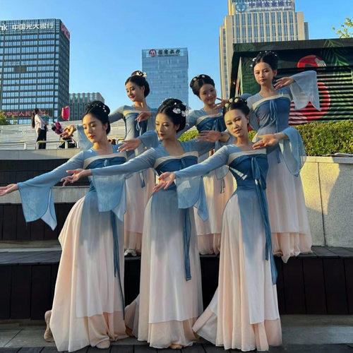 古典舞蹈服女飘逸身韵纱衣中国风齐胸飘带练功服汉唐扇子舞演出服