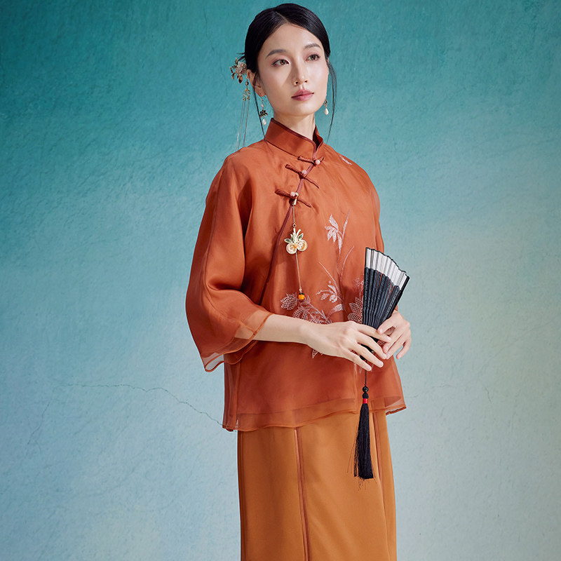 陌遇2025春夏新款中国风100%真丝绣花气质茶服新中式旗袍唐装上衣