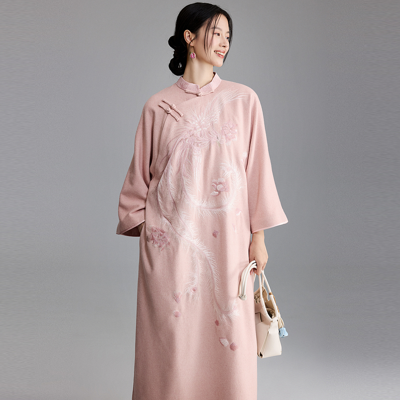 陌遇高级感羊毛呢凤凰刺绣旗袍裙