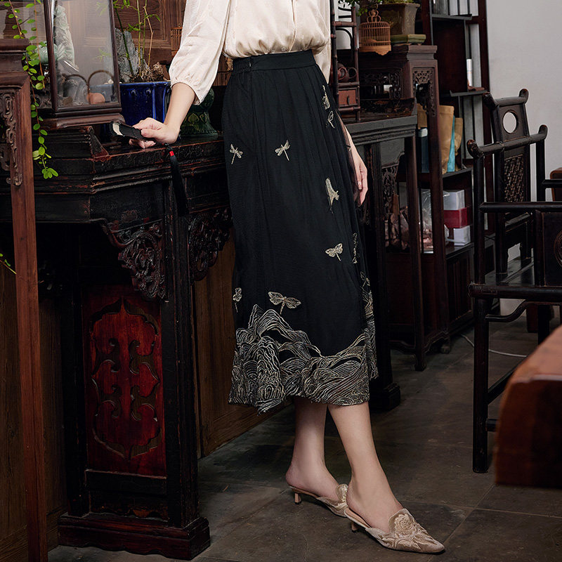 陌遇丨苍渊丨夏季中国风新款原创设计重工蜻蜓绣花黑色网纱半身裙,女装/女士精品,半身裙,淘宝优惠券,粉丝福利购,淘宝优惠卷