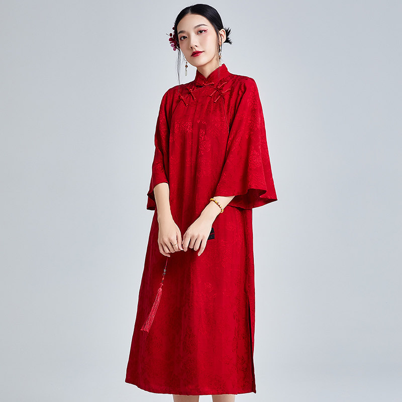 复古风名媛气质改良旗袍婚宴礼服图片
