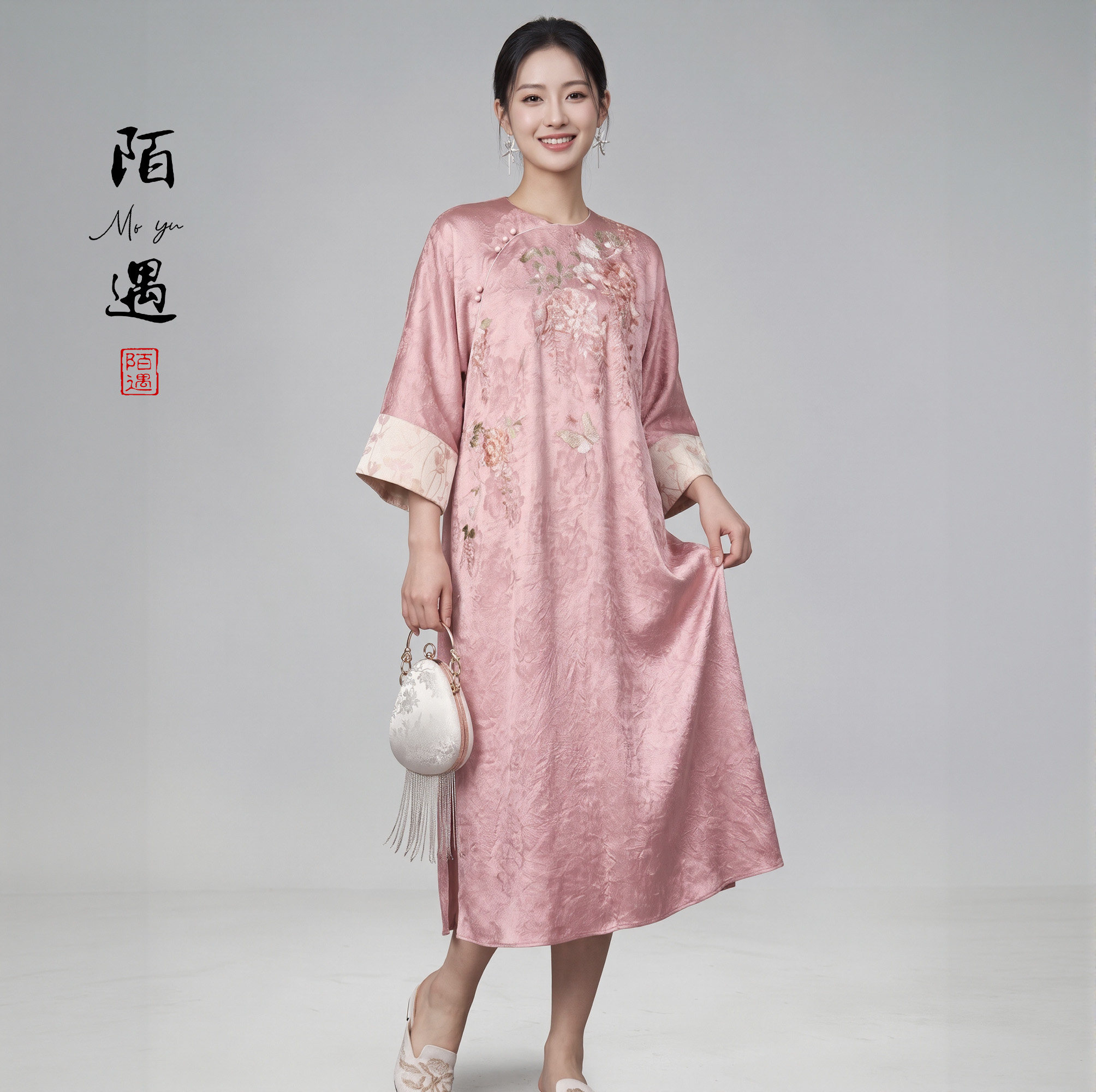 陌遇丨烟柔丨中国风原创新款醋酸绣花圆领改良旗袍裙新中式连衣裙