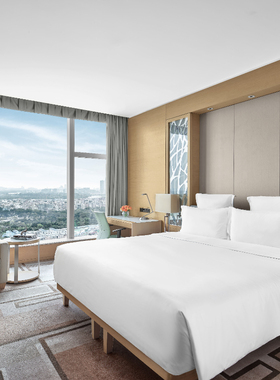 广州朗豪高级客房2天1晚含双人自助早餐