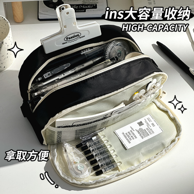 三年二班大容量多层笔袋