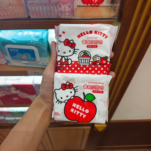 MINISO苹果气泡系列HelloKitty香氛湿巾200片名创优品