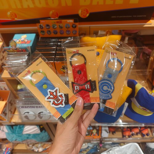 MINISO七龙珠刺绣挂件贝吉塔红绸带军团胶囊公司名创优品