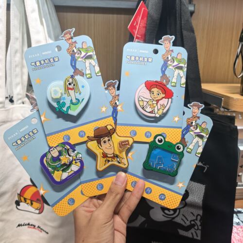 MINISO迪士尼玩具总动员转转气囊支架胡迪巴斯光年翠丝名创优品