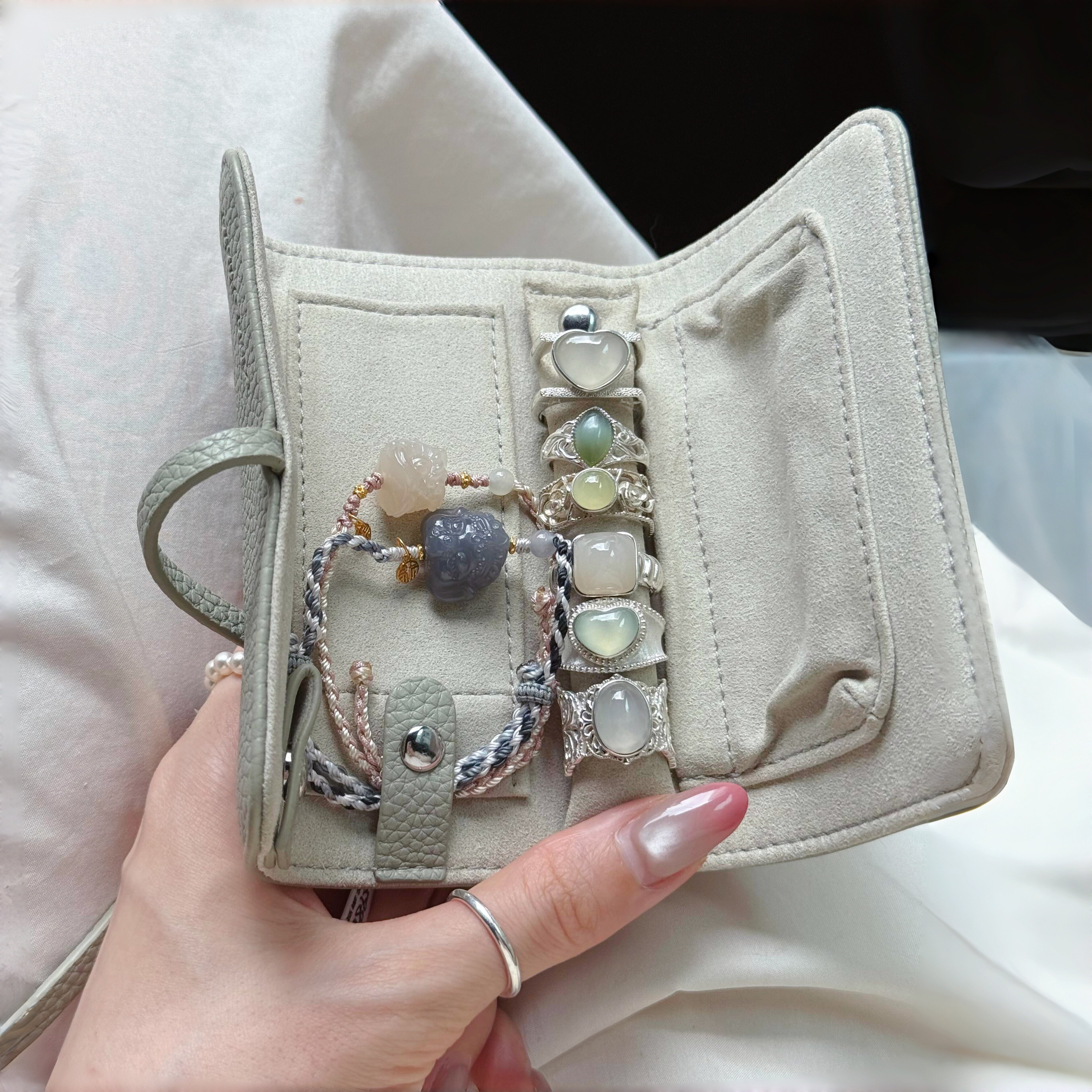 首饰戒指盒迷你便捷随身戒指耳钉耳环项链收纳包防氧化珠宝盒女生