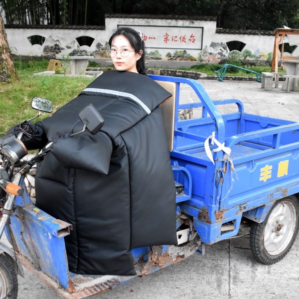 冬季电动三轮车挡风被加绒厚踏板大电车加绒防水摩托电瓶冬天披风