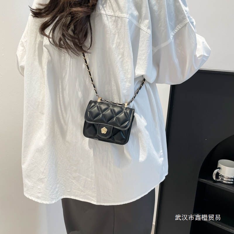 2026小香风质感手提菱格链条迷你包包2025新款小众斜挎包女小方包