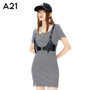 A21女装时尚方领条纹连衣裙设计感短袖休闲短裙显瘦