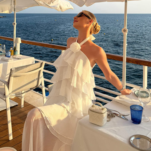 Vacation style cake dress 法式荷叶边拼接挂脖绑带露背连衣裙女