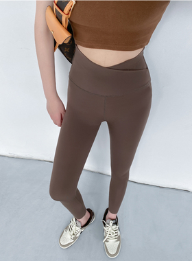 鲨鱼皮打底裤2022年夏季薄款可可色交叉腰瘦腿高腰九分高弹瑜伽裤