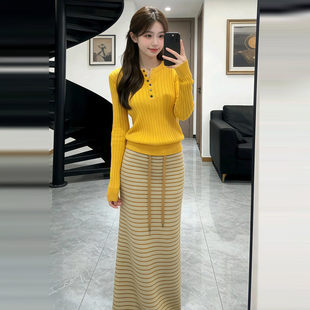 2026韩系巨好看黄色针织洋装女秋冬季独特漂亮亮色系条纹长裙子