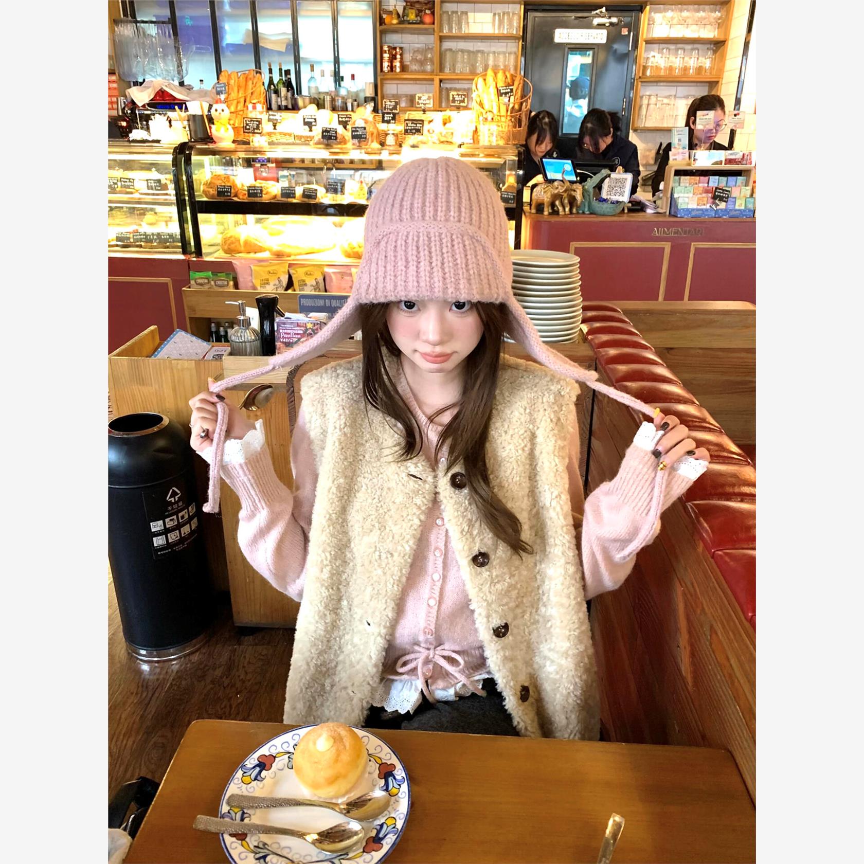 2025新款环保皮草秋冬外穿肌理感羊羔毛马甲无袖毛毛外套女