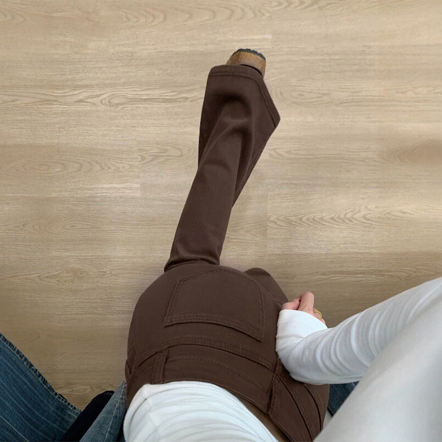 咖啡色微喇牛仔裤女秋冬加绒胖妹妹mm高腰弹力显瘦直筒喇叭裤子潮