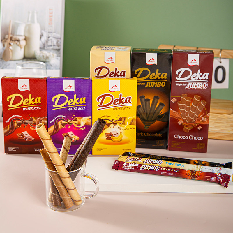 红白兔印尼进口140g巧克力味注心威化卷白咖啡味夹心蛋卷办公零食