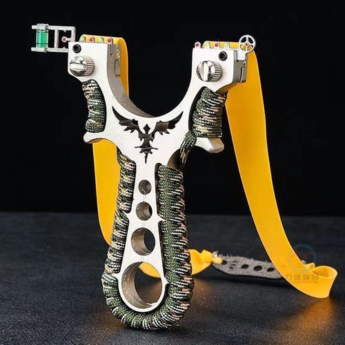 飞鹰弹弓成年人专用飞燕激光大威力弹弓狙击高精度瞄户外扁皮弹弓