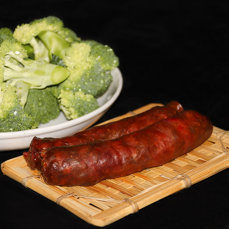 四川烟熏麻辣香肠腊肠农家自制重庆特产川味烟熏腊肉diy