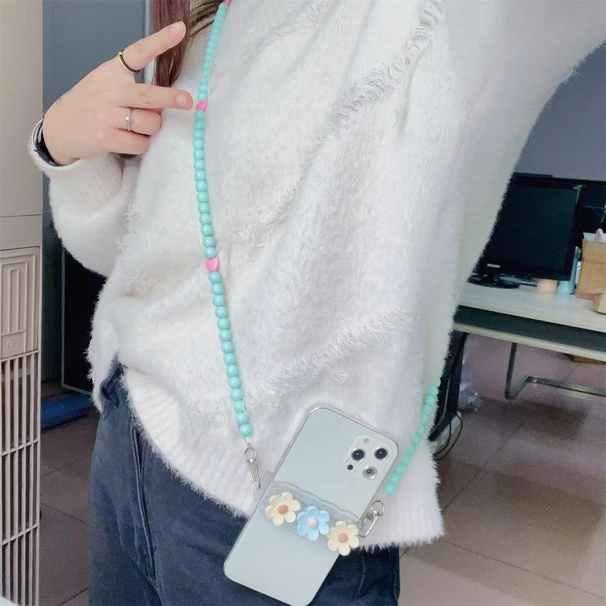 新款珍珠手机挂绳可斜挎通用手机背夹背带手机链包包链子工厂