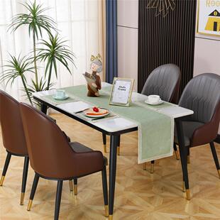 PU皮革桌旗防水防油餐垫压花浮雕耐磨隔热加厚桌巾高级感轻奢桌旗