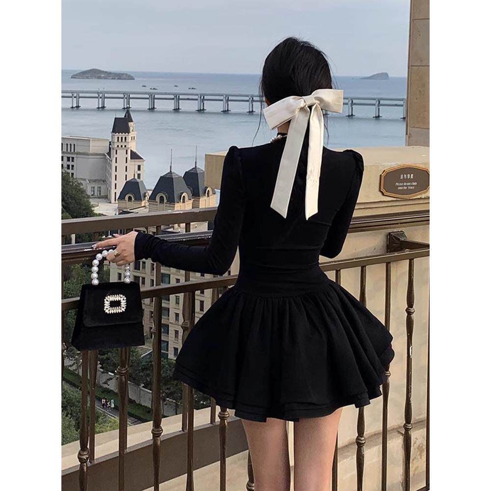 小黑裙长袖连衣裙女装秋季新款收腰针织蓬蓬裙千金公主生日短裙子
