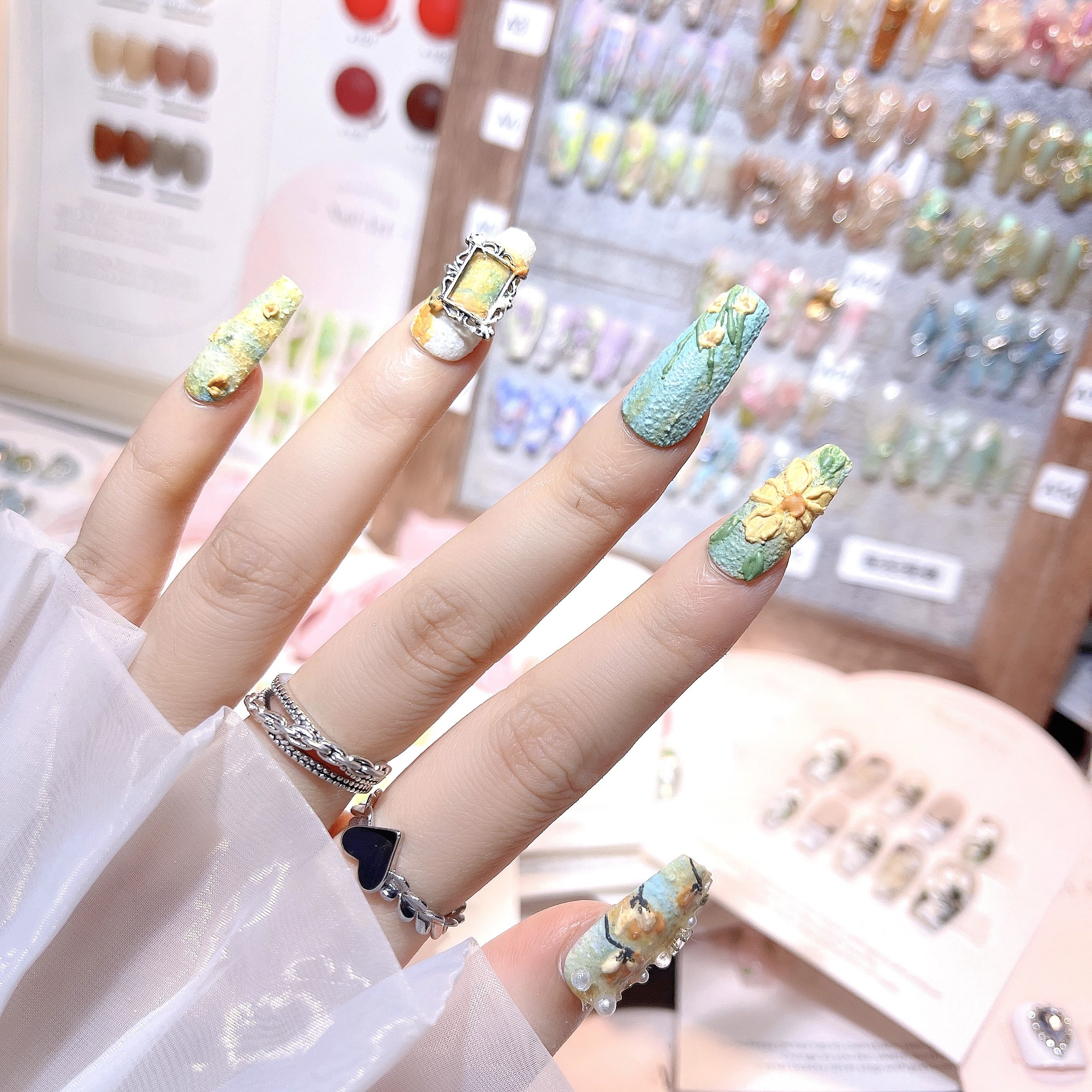 原创 莫奈花园 梵高的杏花 石膏油画手绘新款 手工定制穿戴甲高端