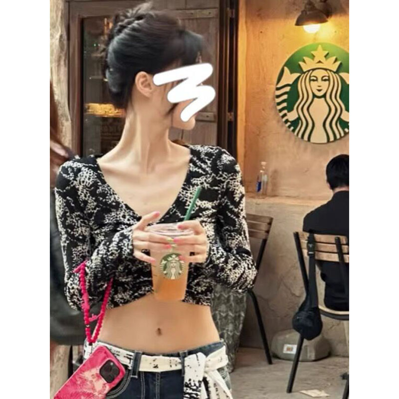 辣妹装鱼骨体恤古chic甜辣上衣