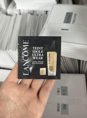 国内专柜 兰蔻第二代 新持妆轻透粉底液1ml小样 PO01控油透气贴肤