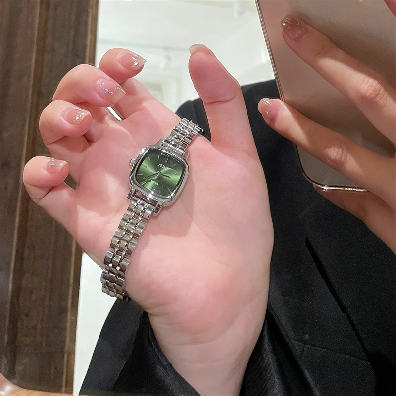 迪洛希复刻时尚女性小巧精致