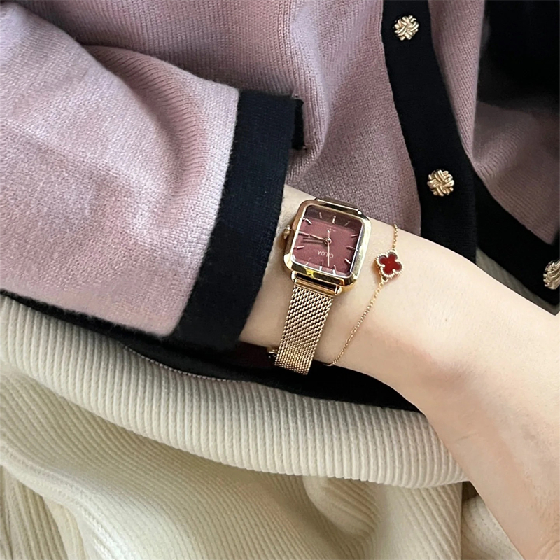 迪洛希小方糖女士轻奢小众手表