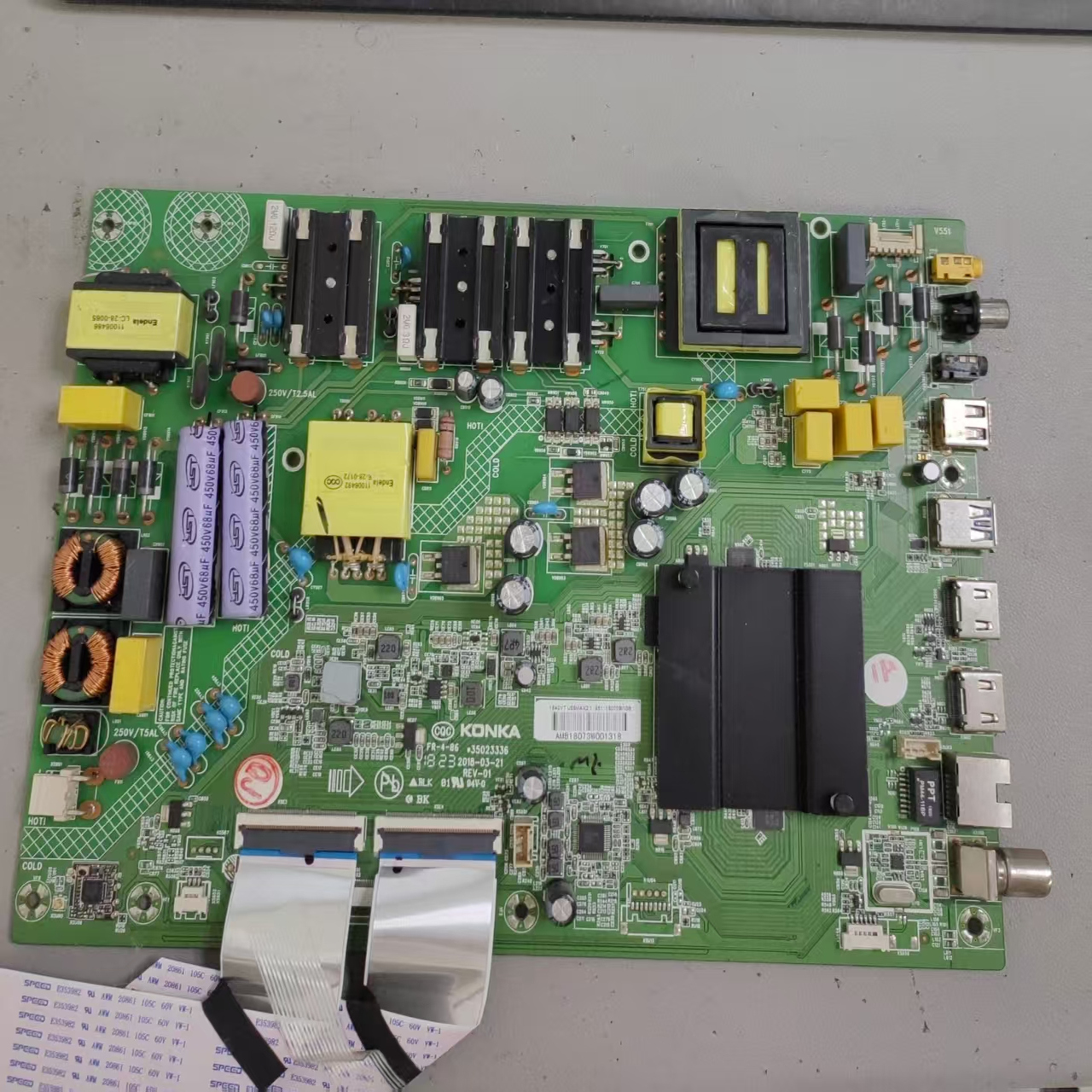 康佳U55MAX2 主板35023336 配屏72001840YT 1840YT