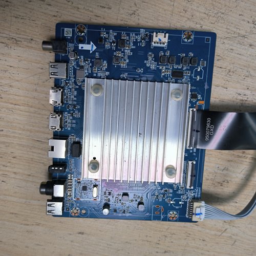 原装 华为HD65KUNA主板JUC7.820.10099267 边条屏ST6451D06-3