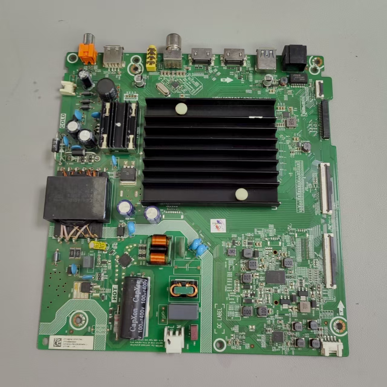 海信HZ55E3D-PRO(BOM94)主板RSAG7.820.10129屏HD550X1U83-T0