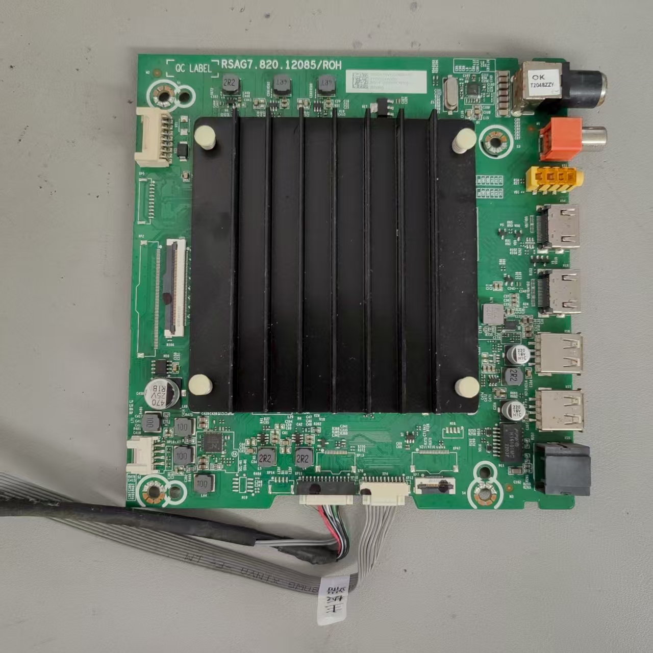 海信65V1F-S(BOM10)320360主板RSAG7.820.12085屏HD650Y1U41-L2B1