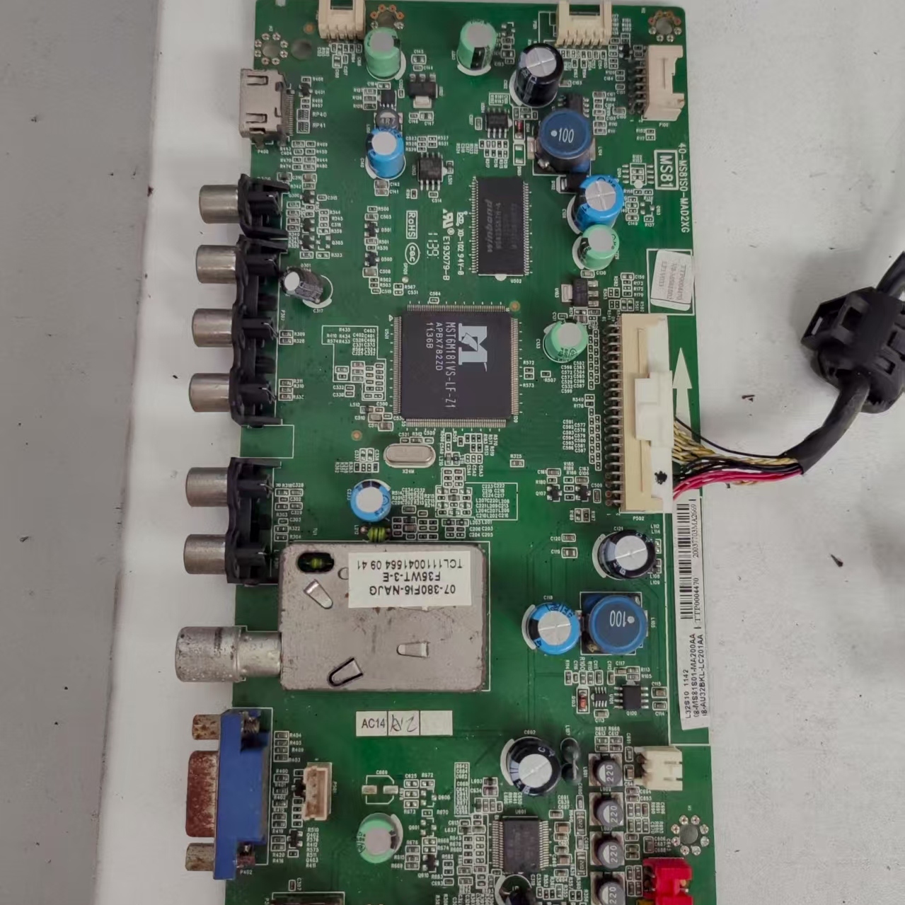 TCL L32S10主板40-MS81S0-MAD2XG屏LVW320AUBK